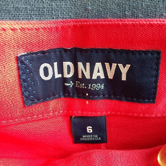 Old Navy Women's Size 6 Coral Shorts - Picture 3 of 6